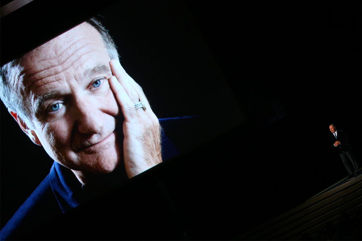 Otto anni senza Robin Williams, l&#8217;uomo che volle farci ridere fino all&#8217;ultimo: una vita in foto - immagine 2