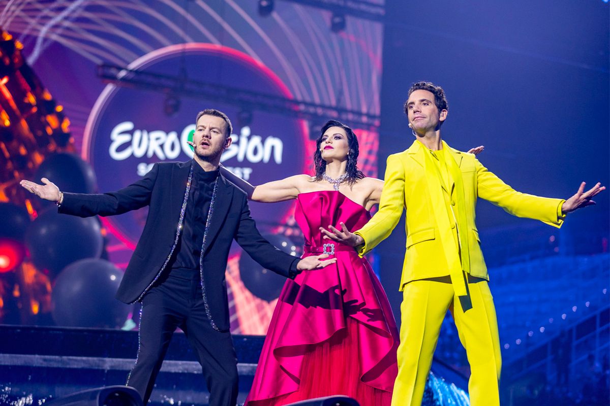 eurovision 2022 laura pausini mika alessandro cattelan