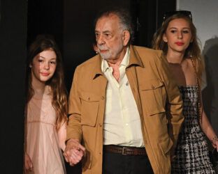 Coppola a Cannes 2024: nonno e comunista, sul red carpet e alla conferenza stampa di Megalopolis