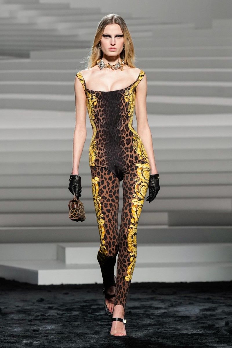 Versace, post punk glamour- immagine 3