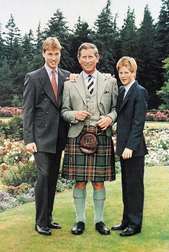 Principe Harry e William: le foto dei fratelli reali un tempo inseparabili - immagine 9