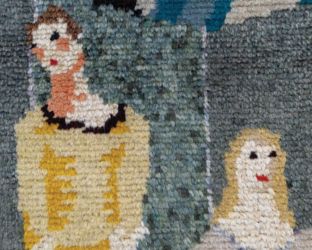 In mostra a Savona i tappeti volanti di Arturo Martini: la recensione di ‘La trama dei sogni’