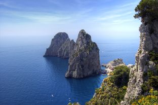 capri, farsi sedurre dal mare d’inverno