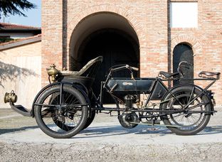 Le moto d’epoca vanno all’asta