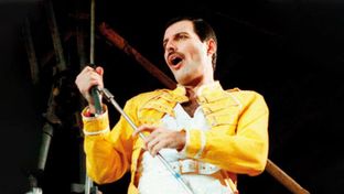 Freddie Mercury, 76 anni del performer barocco dei Queen